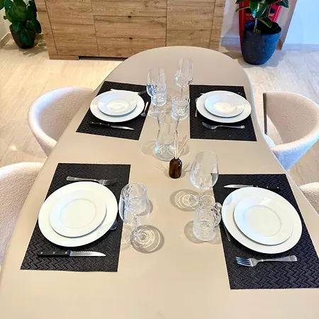 Garden Sea View - Victoria - Apartamento *
