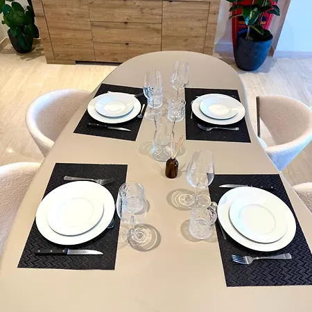 Daire Garden Sea View - Victoria - *