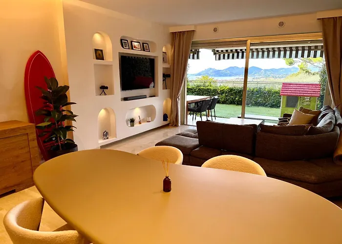 Apartment Garden Sea View - Victoria -
