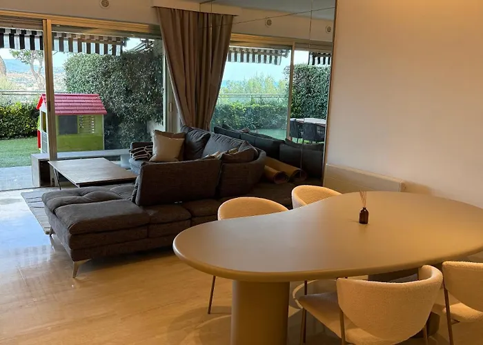 Apartment Garden Sea View - Victoria - *